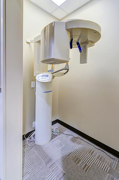 panoramic x-ray machine